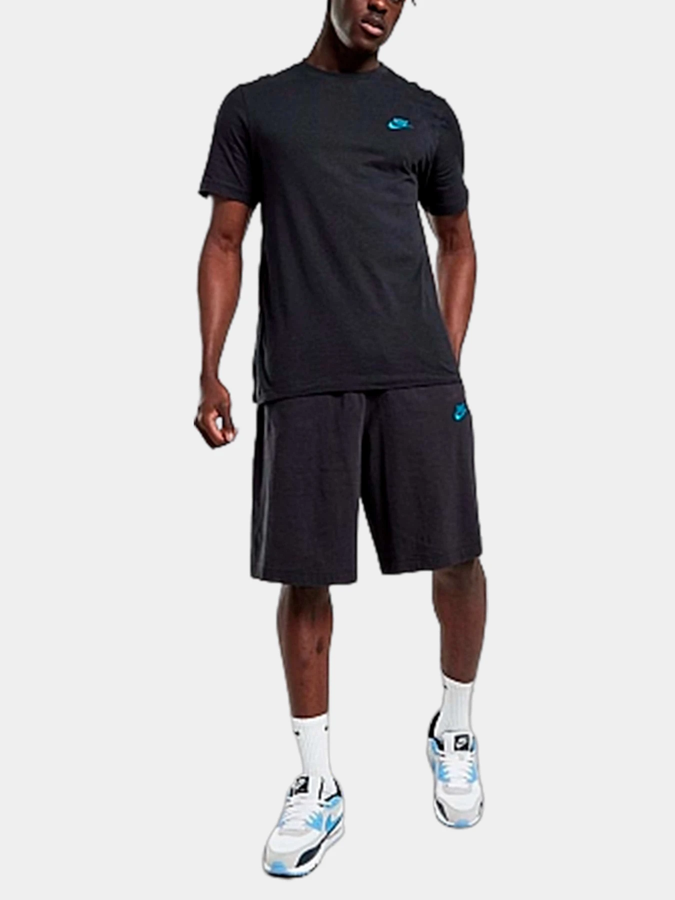 Футболки и поло NIKE модель FD1184-010 Футболки и поло NIKE модель FD1184-010 Фото