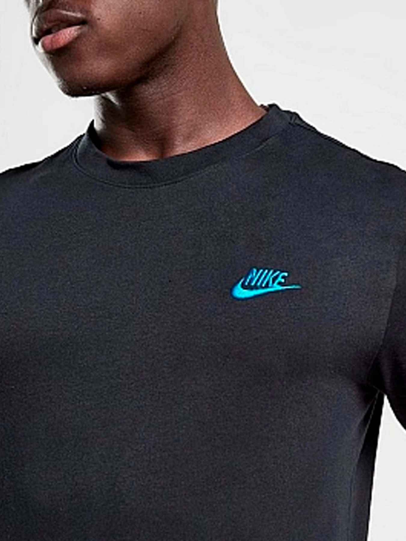 Футболки и поло NIKE модель FD1184-010 Футболки и поло NIKE модель FD1184-010 Фото