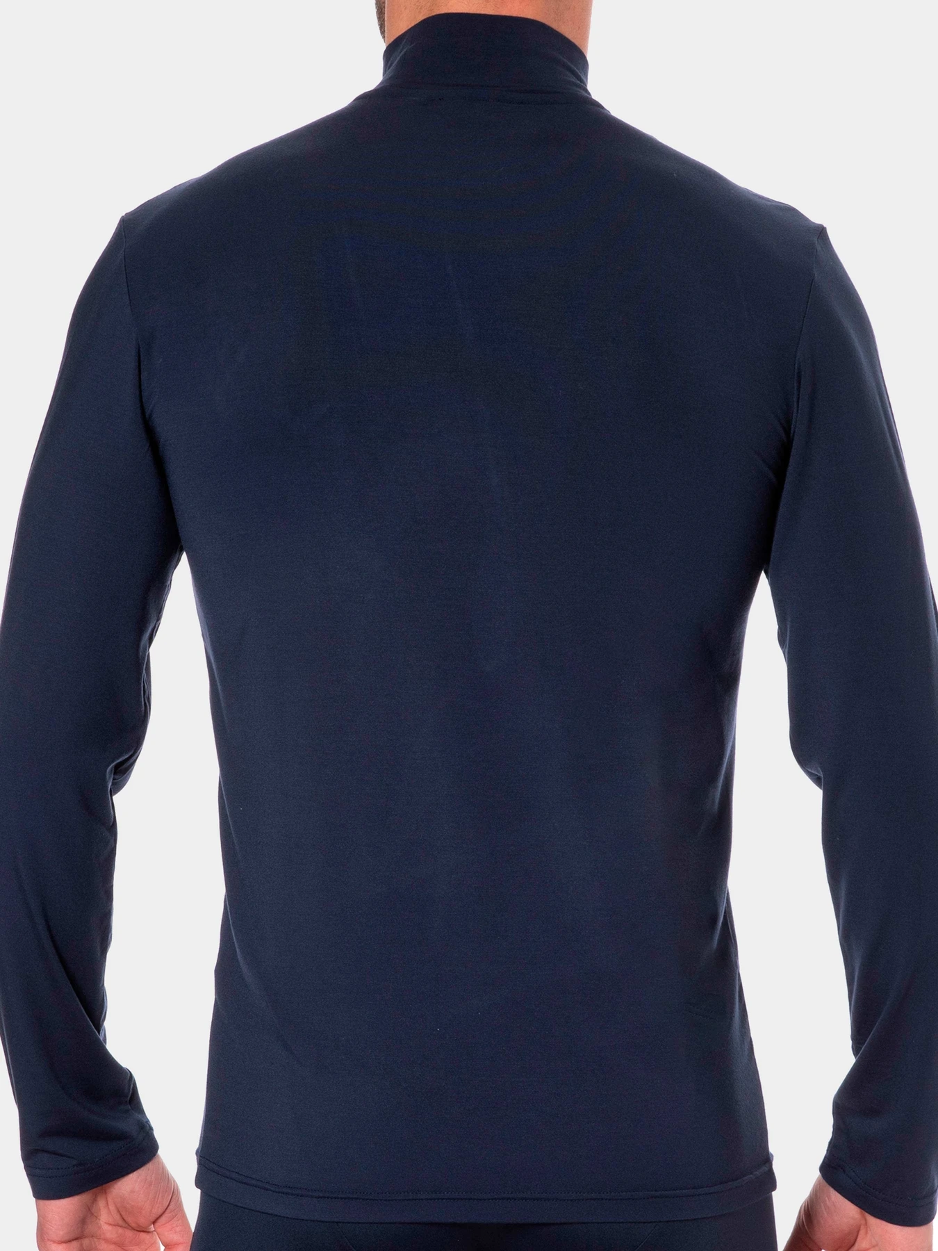 Худи и свитшоты Emporio Armani модель 112009-3F511-00135 Худи и свитшоты Emporio Armani модель 112009-3F511-00135 Фото