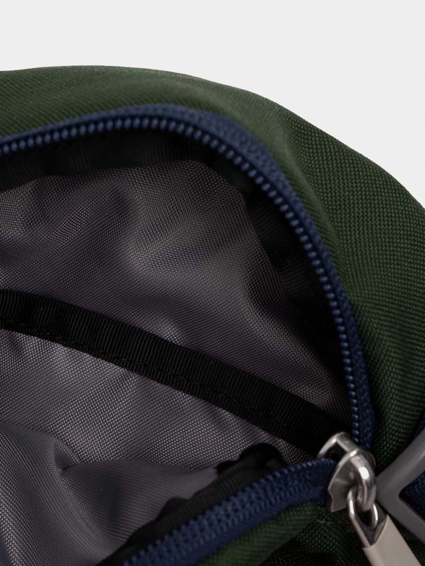 Сумки The North Face модель NF0A52UCOLC1 Сумки The North Face модель NF0A52UCOLC1 Фото