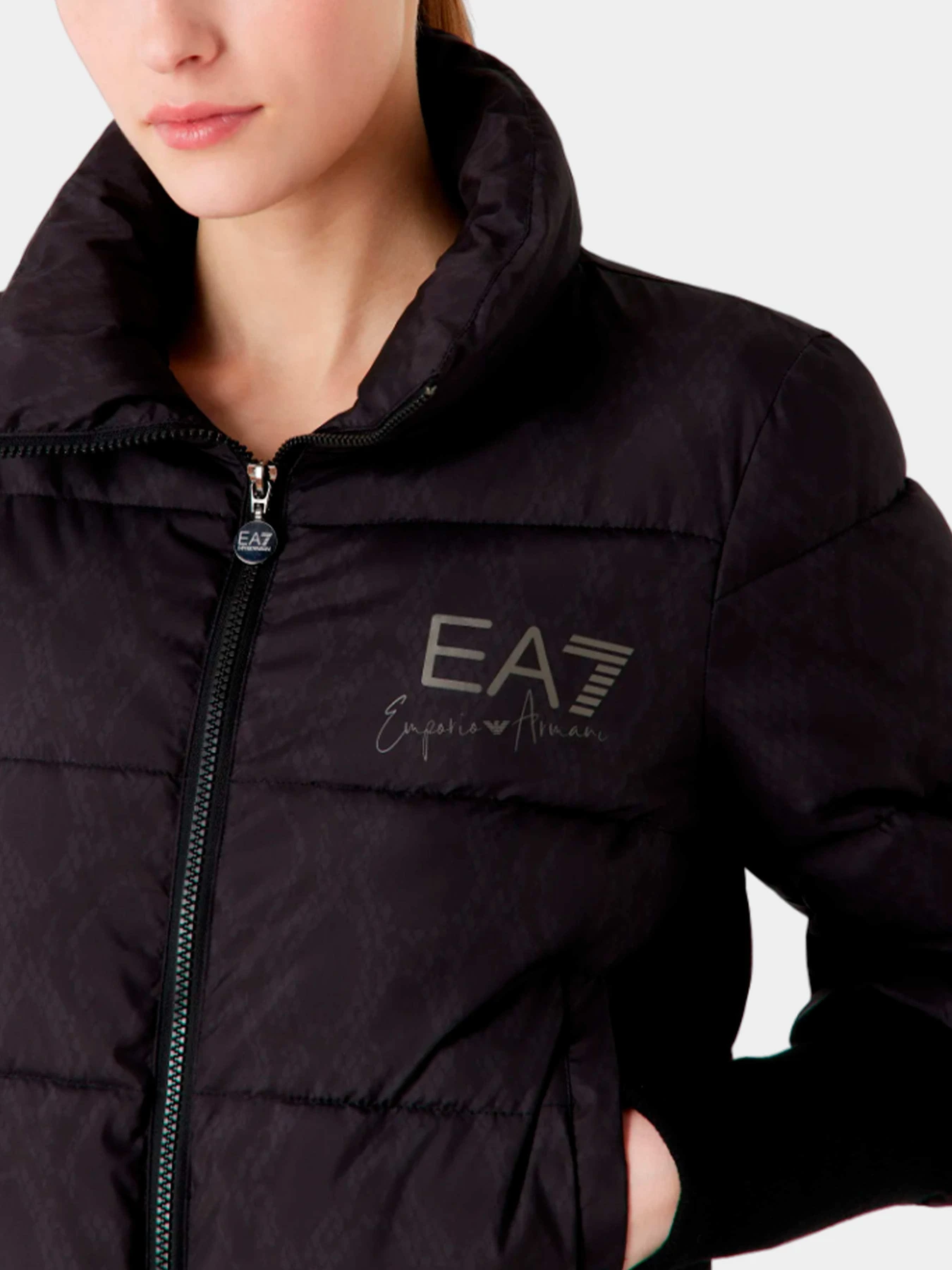 Куртки и дубленки EA7 модель 6RTB03-TNF8Z-2238 Фото