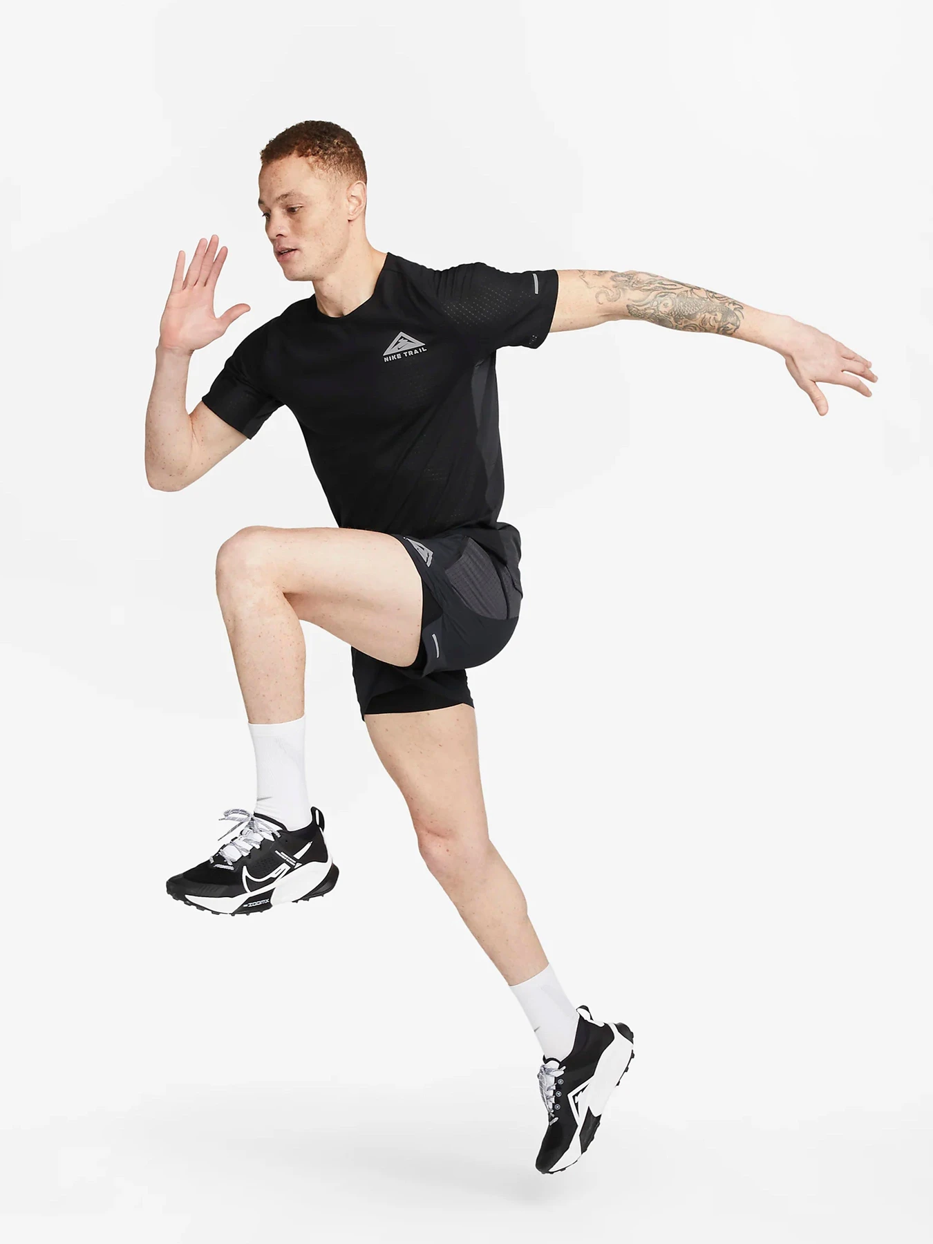 Футболки и поло NIKE модель DV9305-010 Футболки и поло NIKE модель DV9305-010 Фото