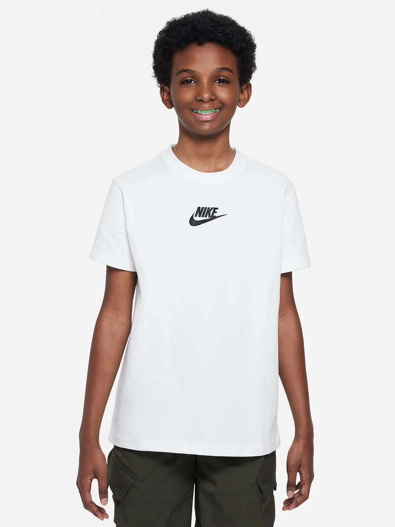 Футболки и поло NIKE модель DX9540-100 Футболки и поло NIKE модель DX9540-100 Фото