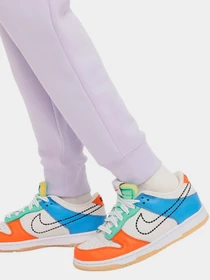 Брюки NIKE модель DC7207-536 Фото