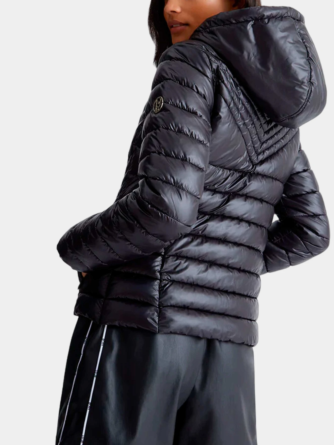 Куртки и дубленки Liu Jo модель TF3045 TS031 22222 Куртки и дубленки Liu Jo модель TF3045 TS031 22222 Фото
