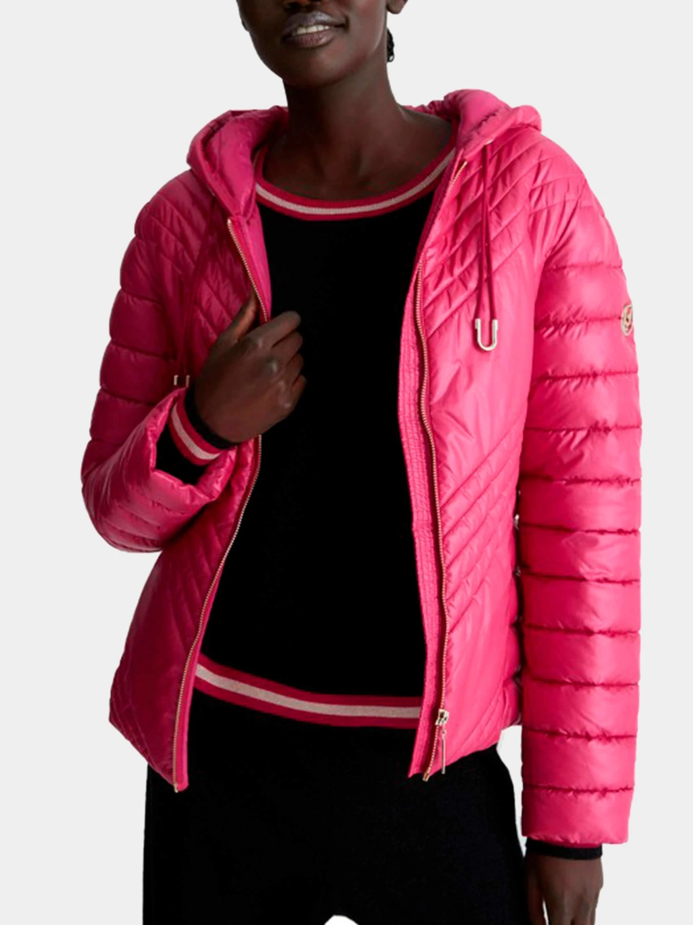 Куртки и дубленки Liu Jo модель TF3045 TS031 81950 Куртки и дубленки Liu Jo модель TF3045 TS031 81950 Фото