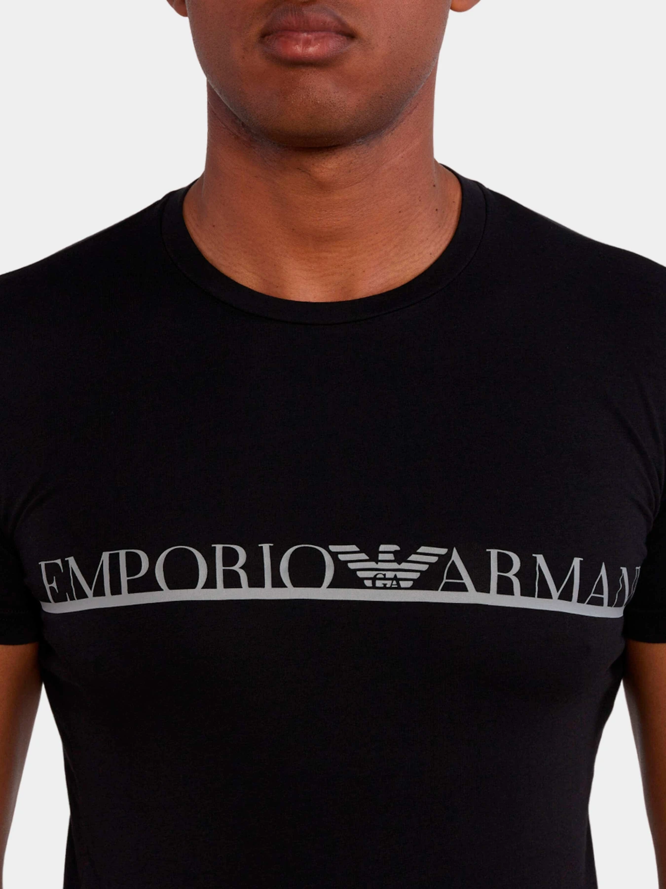 Футболки и поло Emporio Armani модель 111035-3F729-00020 Футболки и поло Emporio Armani модель 111035-3F729-00020 Фото