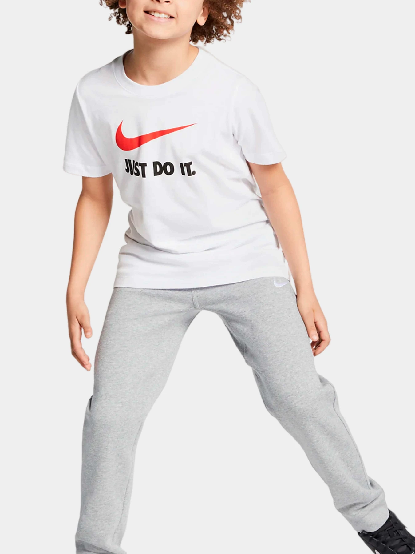 Футболки и поло NIKE модель AR5249-100 Футболки и поло NIKE модель AR5249-100 Фото