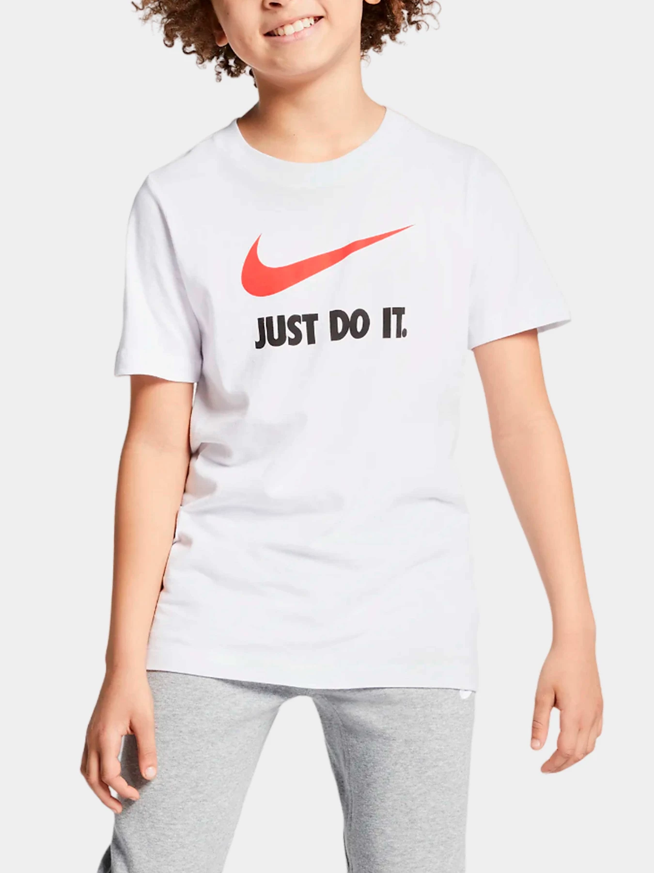 Футболки и поло NIKE модель AR5249-100 Футболки и поло NIKE модель AR5249-100 Фото