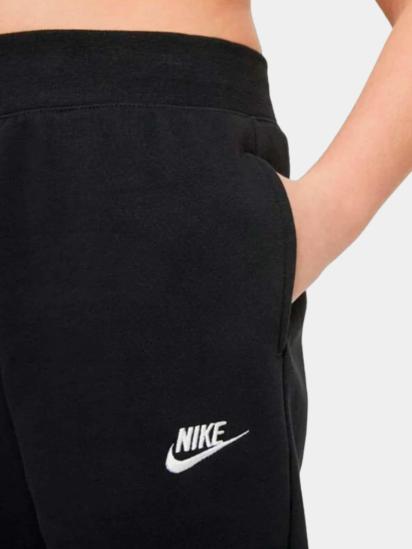 Брюки NIKE модель DC7207-010 Брюки NIKE модель DC7207-010 Фото