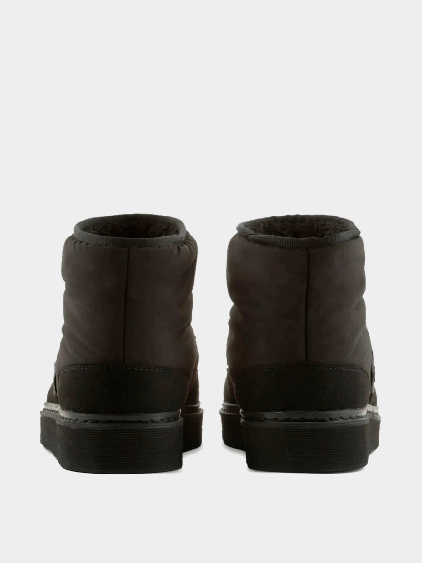 Ботинки и сапоги Armani Exchange модель XUM015-XV779-00002 Ботинки и сапоги Armani Exchange модель XUM015-XV779-00002 Фото