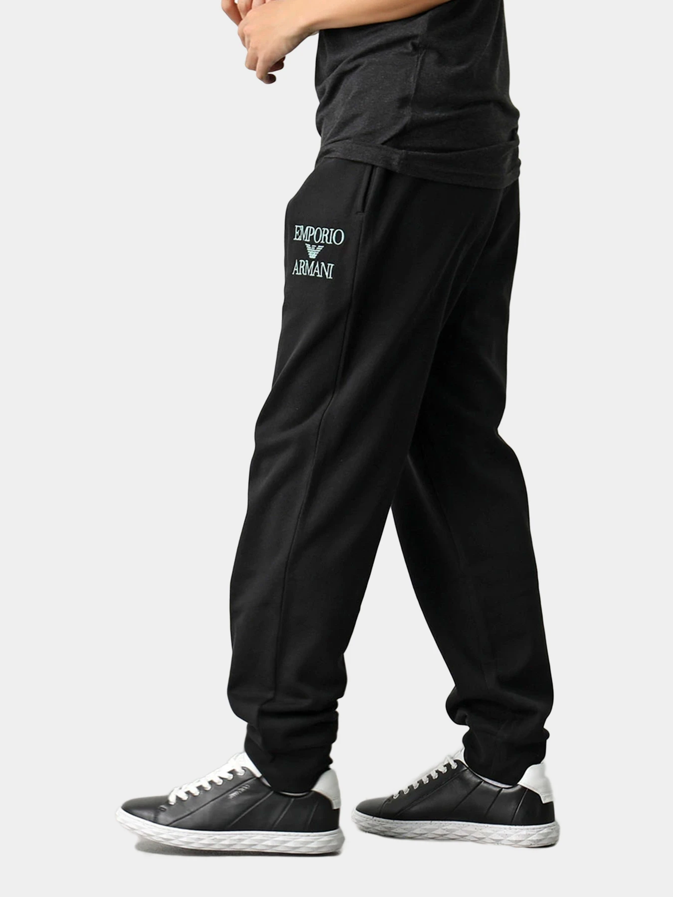 Брюки Emporio Armani модель 111873-3F571-00020 Брюки Emporio Armani модель 111873-3F571-00020 Фото