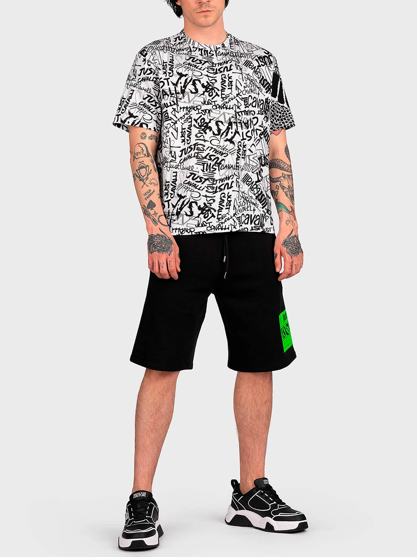 Футболки и поло Just Cavalli модель 74OBH6R5-JS182-003 Футболки и поло Just Cavalli модель 74OBH6R5-JS182-003 Фото