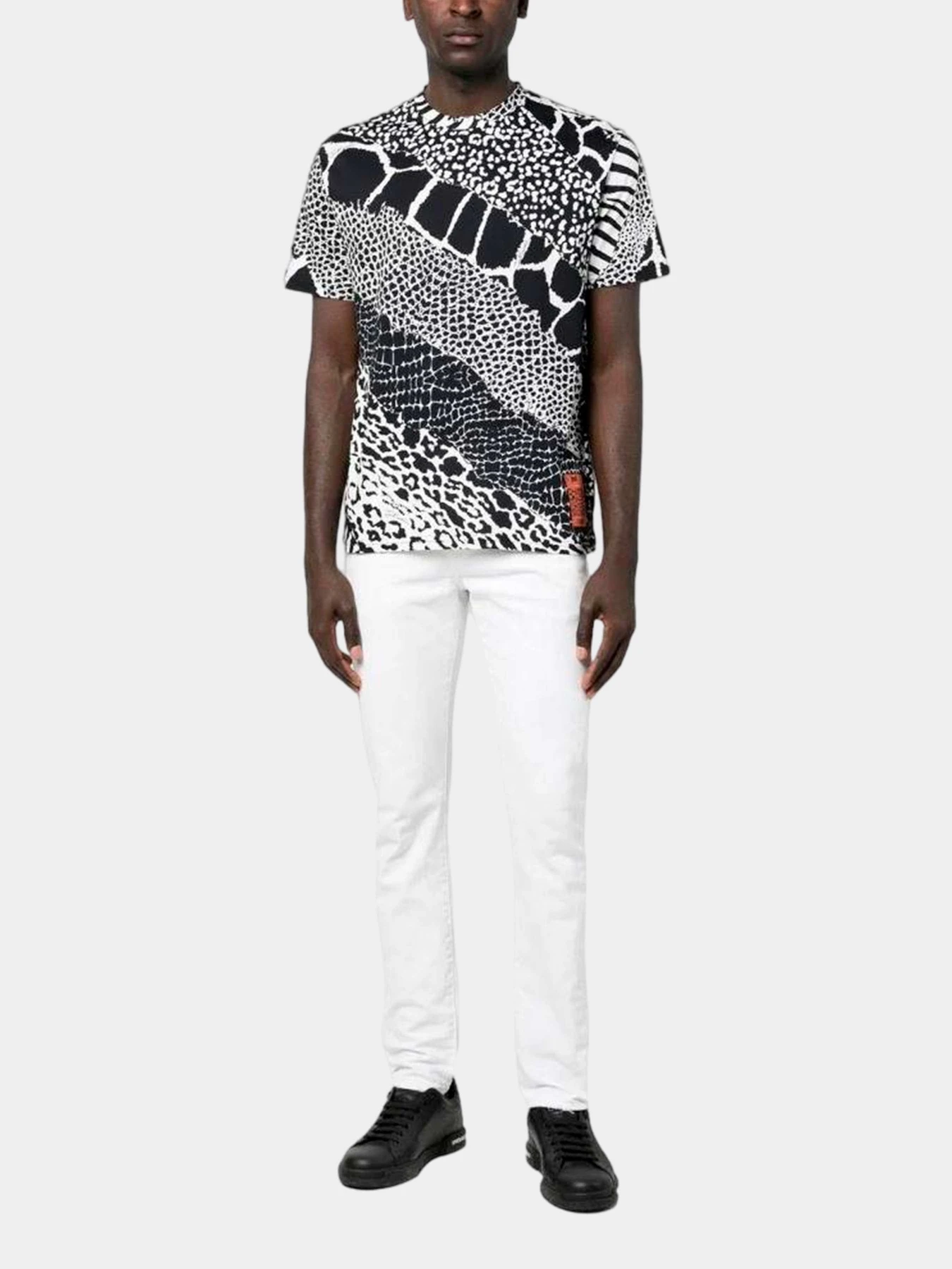 Футболки и поло Just Cavalli модель 74OBH6R6-JS186-899 Футболки и поло Just Cavalli модель 74OBH6R6-JS186-899 Фото