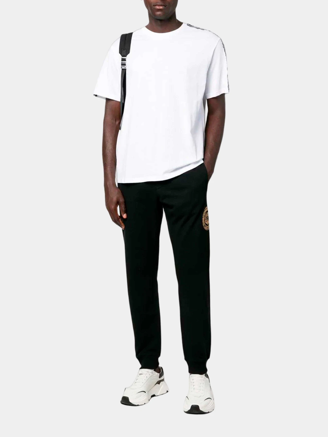 Футболки и поло Just Cavalli модель 74OBH6R9-J0001-003 Футболки и поло Just Cavalli модель 74OBH6R9-J0001-003 Фото