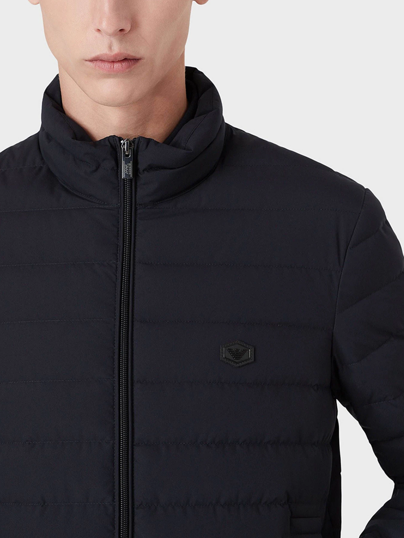 Куртки и дубленки Emporio Armani модель 8N1BQ2-1NLRZ-0920 Куртки и дубленки Emporio Armani модель 8N1BQ2-1NLRZ-0920 Фото
