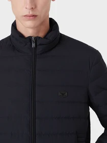 Куртки и дубленки Emporio Armani модель 8N1BQ2-1NLRZ-0920 Фото