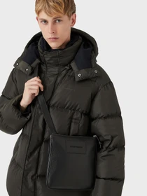 Сумки Emporio Armani модель Y4M252-Y068E-80001 Фото