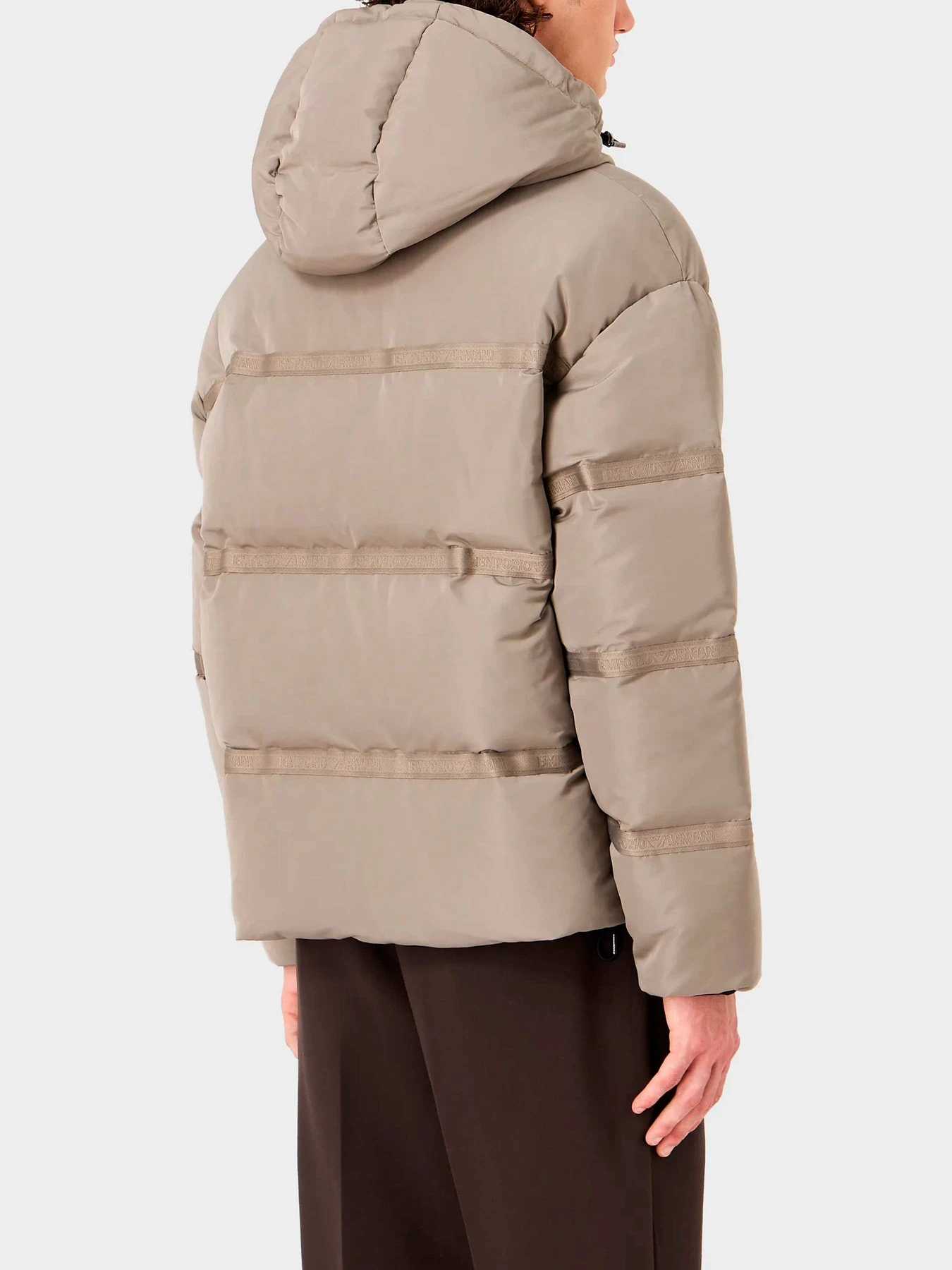 Куртки и дубленки Emporio Armani модель 6R1B90-1NCFZ-0643 Фото
