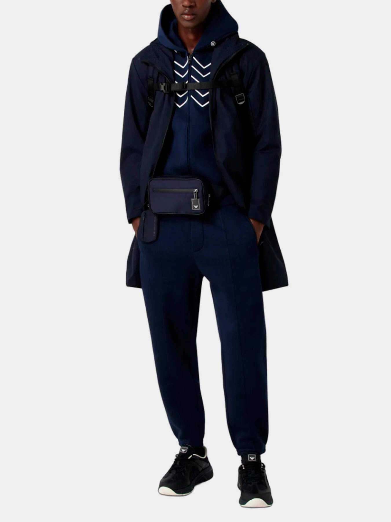 Худи и свитшоты Emporio Armani модель 6R1ME2-1JNWZ-09B3 Худи и свитшоты Emporio Armani модель 6R1ME2-1JNWZ-09B3 Фото