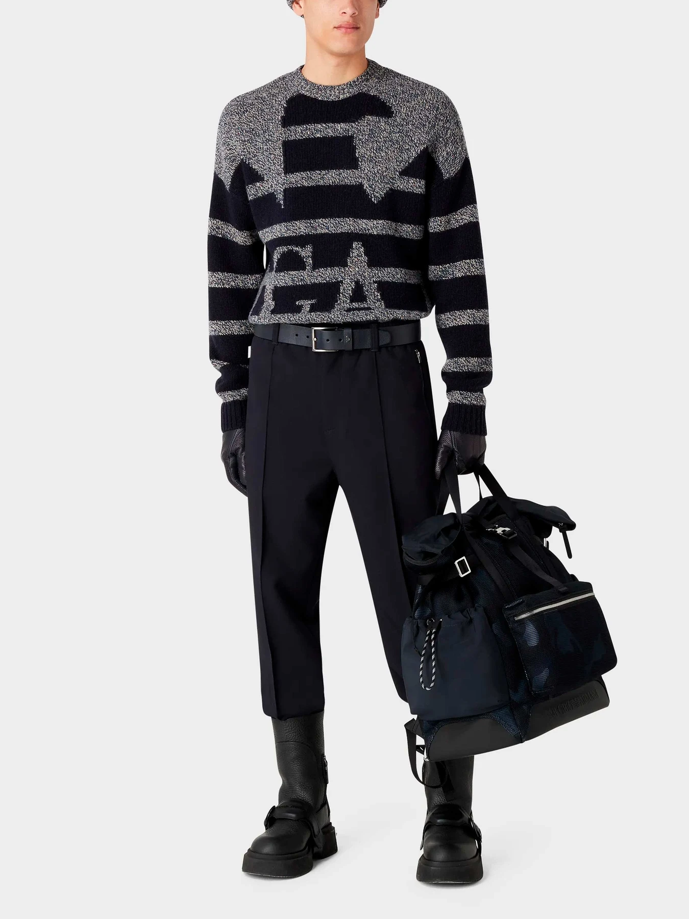 Худи и свитшоты Emporio Armani модель 6R1MXR-1MMCZ-F908 Худи и свитшоты Emporio Armani модель 6R1MXR-1MMCZ-F908 Фото
