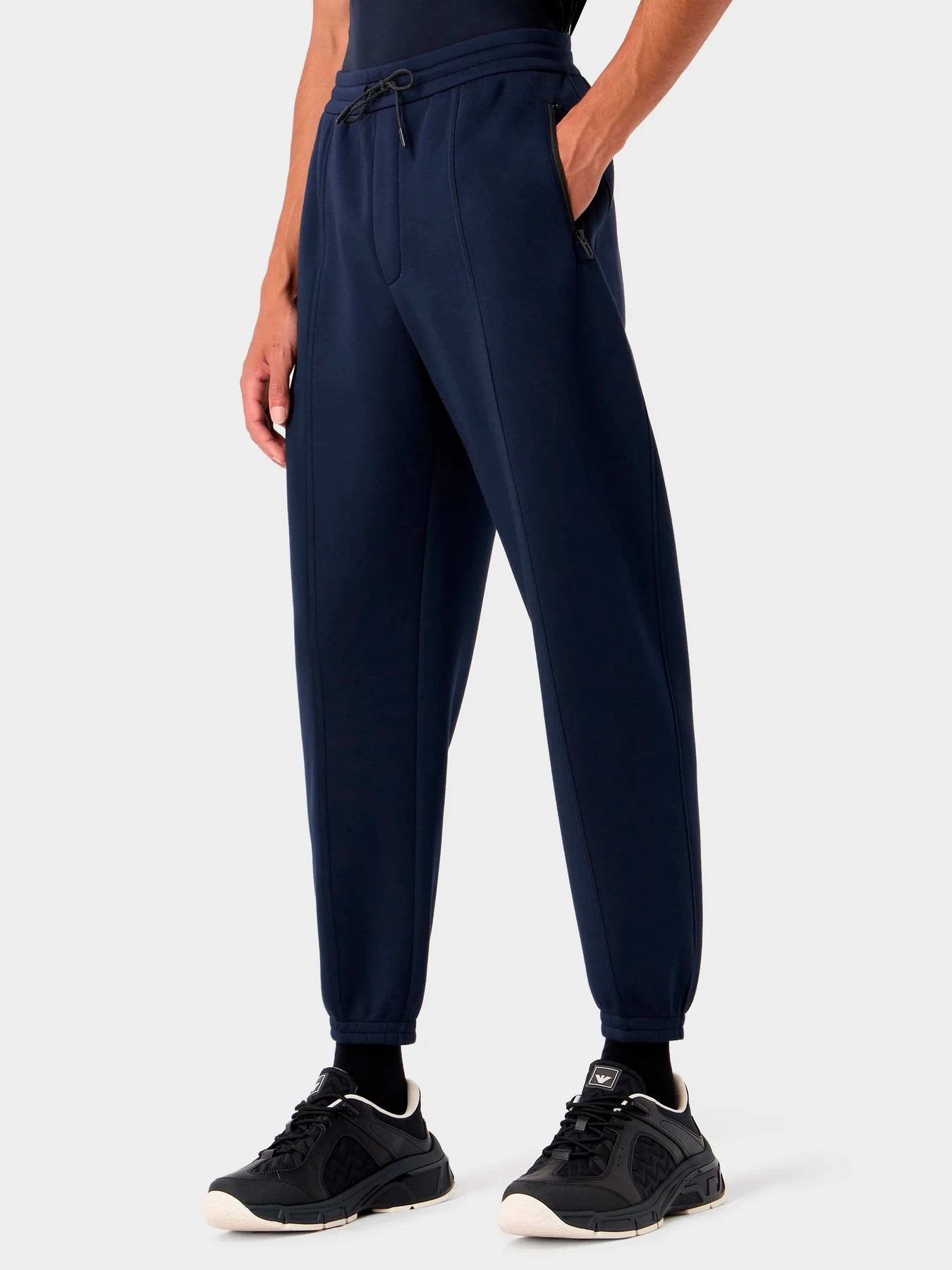 Брюки Emporio Armani модель 6R1PQ0-1JNWZ-09B3 Брюки Emporio Armani модель 6R1PQ0-1JNWZ-09B3 Фото