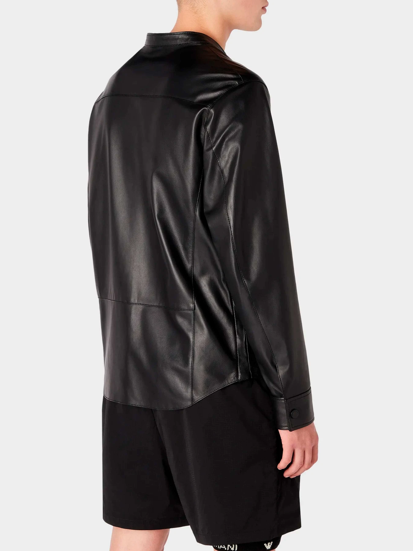 Рубашки Emporio Armani модель H41C73-E1P73-999 Рубашки Emporio Armani модель H41C73-E1P73-999 Фото