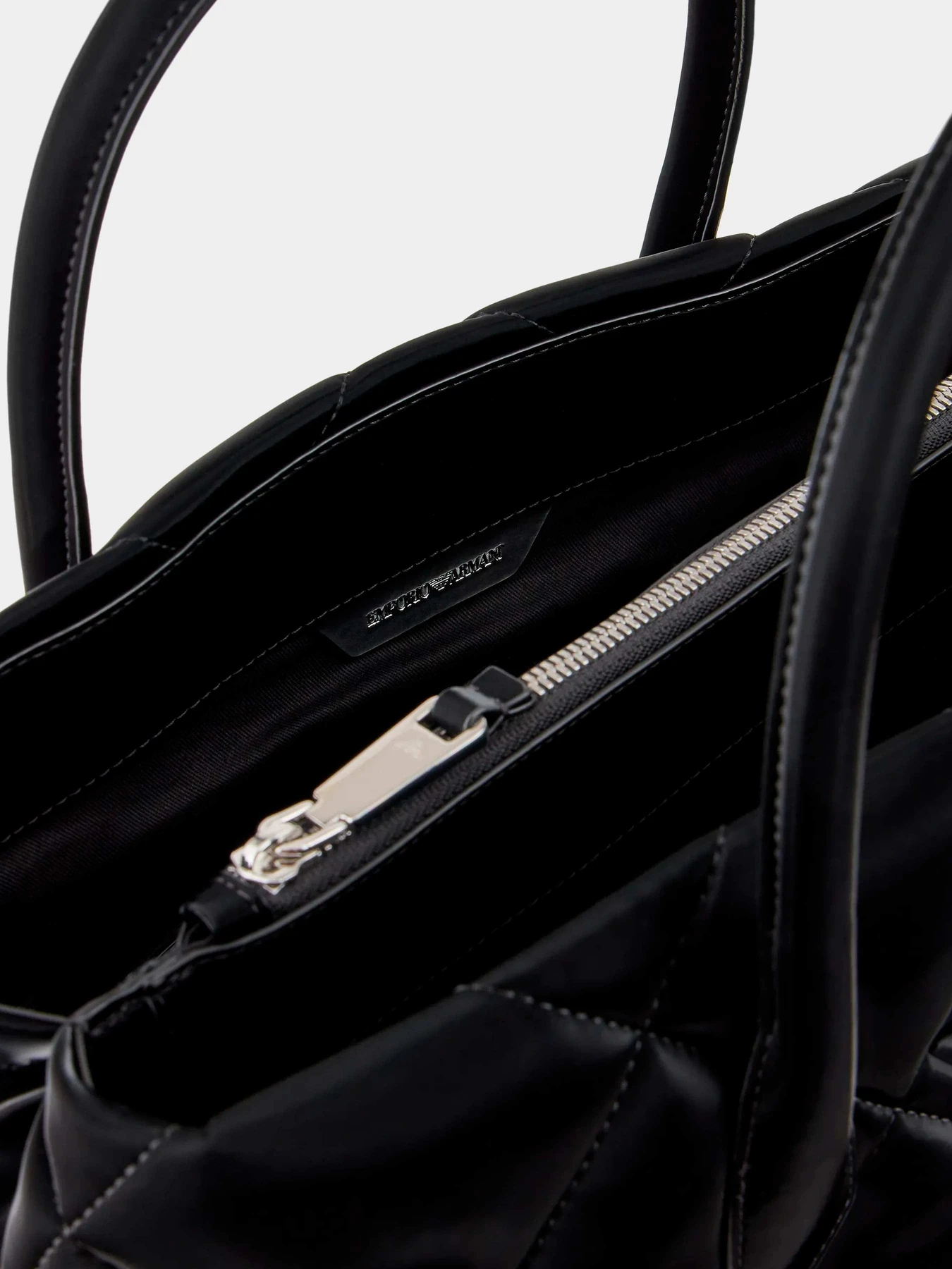 Сумки Emporio Armani модель Y3D268-YWE7E-80001 Фото