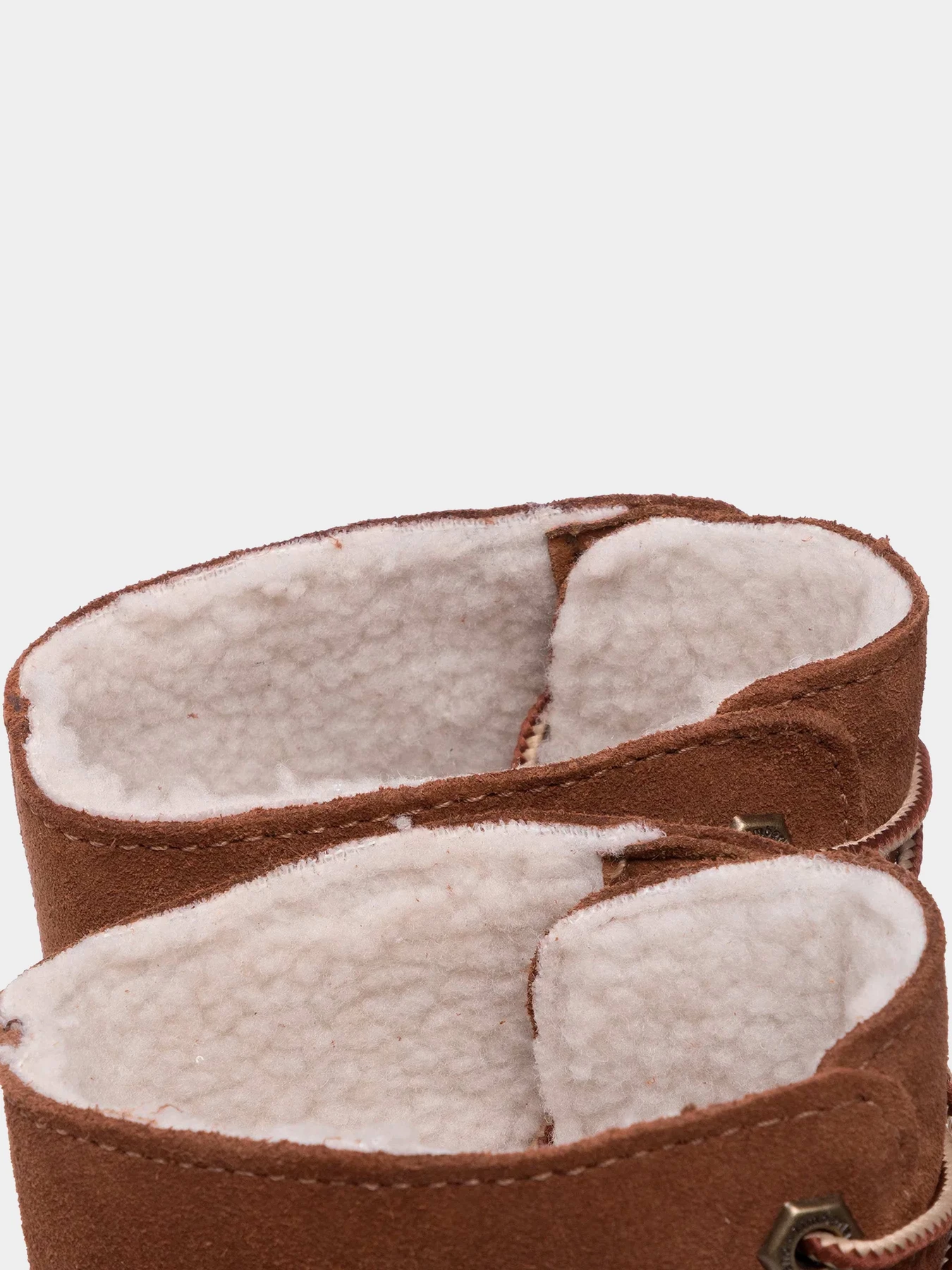Ботинки и сапоги Timberland модель TB08328R242 Ботинки и сапоги Timberland модель TB08328R242 Фото