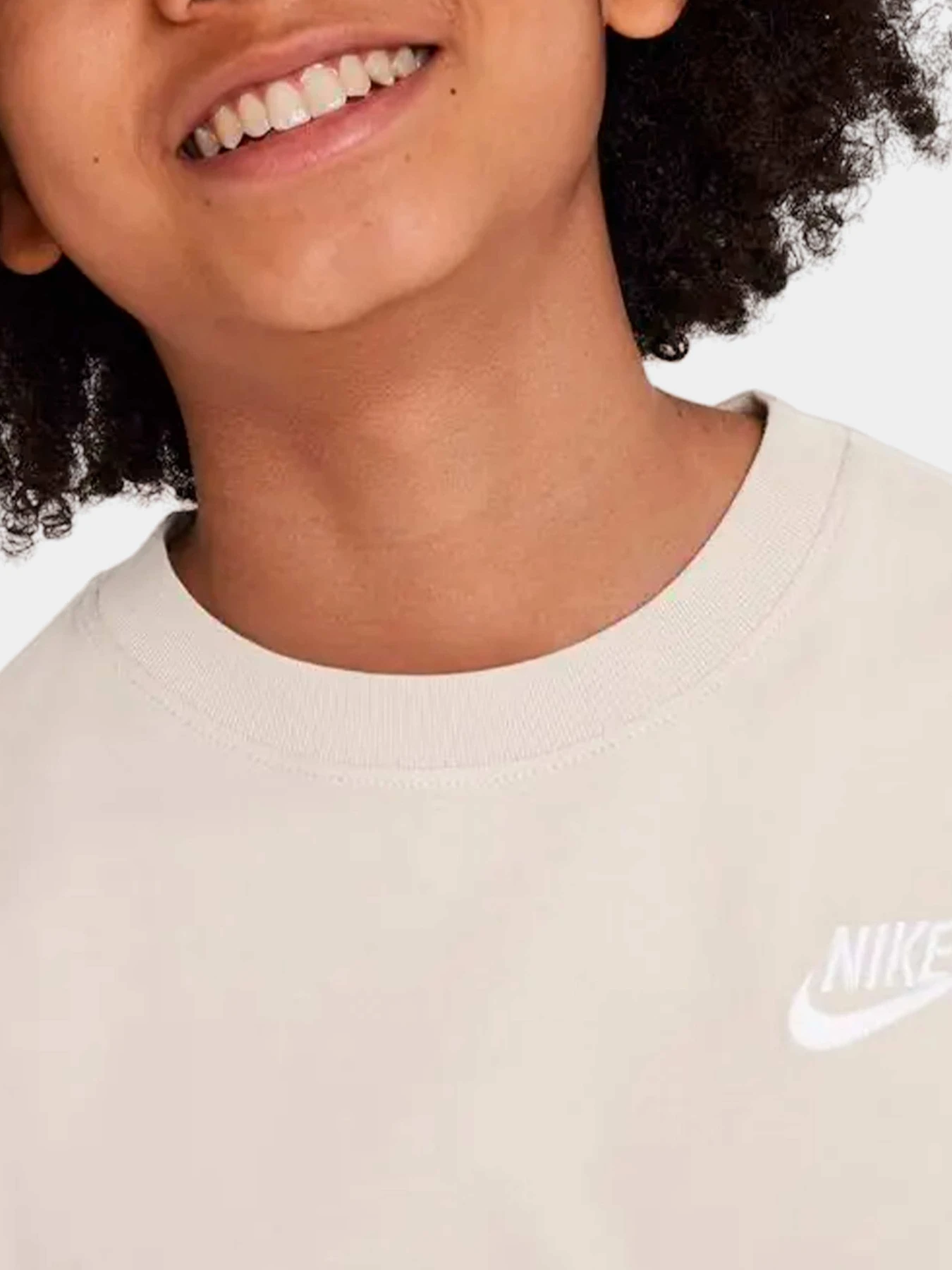 Футболки и поло NIKE модель AR5254-126 Футболки и поло NIKE модель AR5254-126 Фото