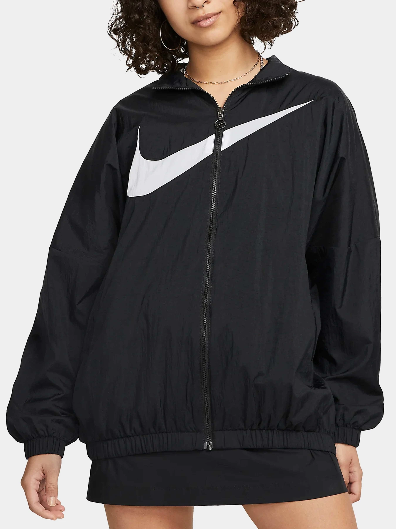 Куртки и дубленки NIKE модель DX5864-010 Куртки и дубленки NIKE модель DX5864-010 Фото