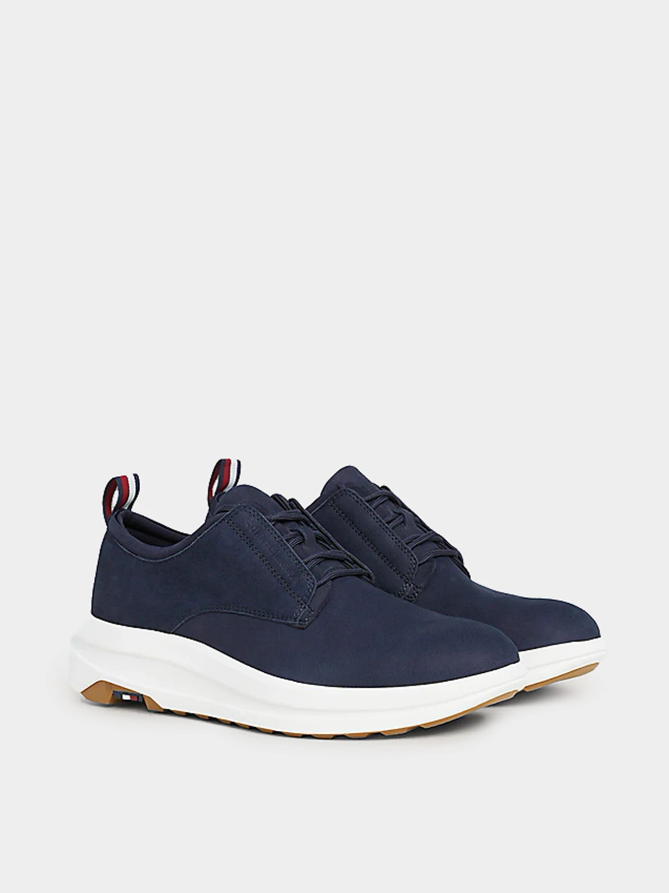 Полуботинки Tommy Hilfiger модель FM0FM04671-DW5 Полуботинки Tommy Hilfiger модель FM0FM04671-DW5 Фото