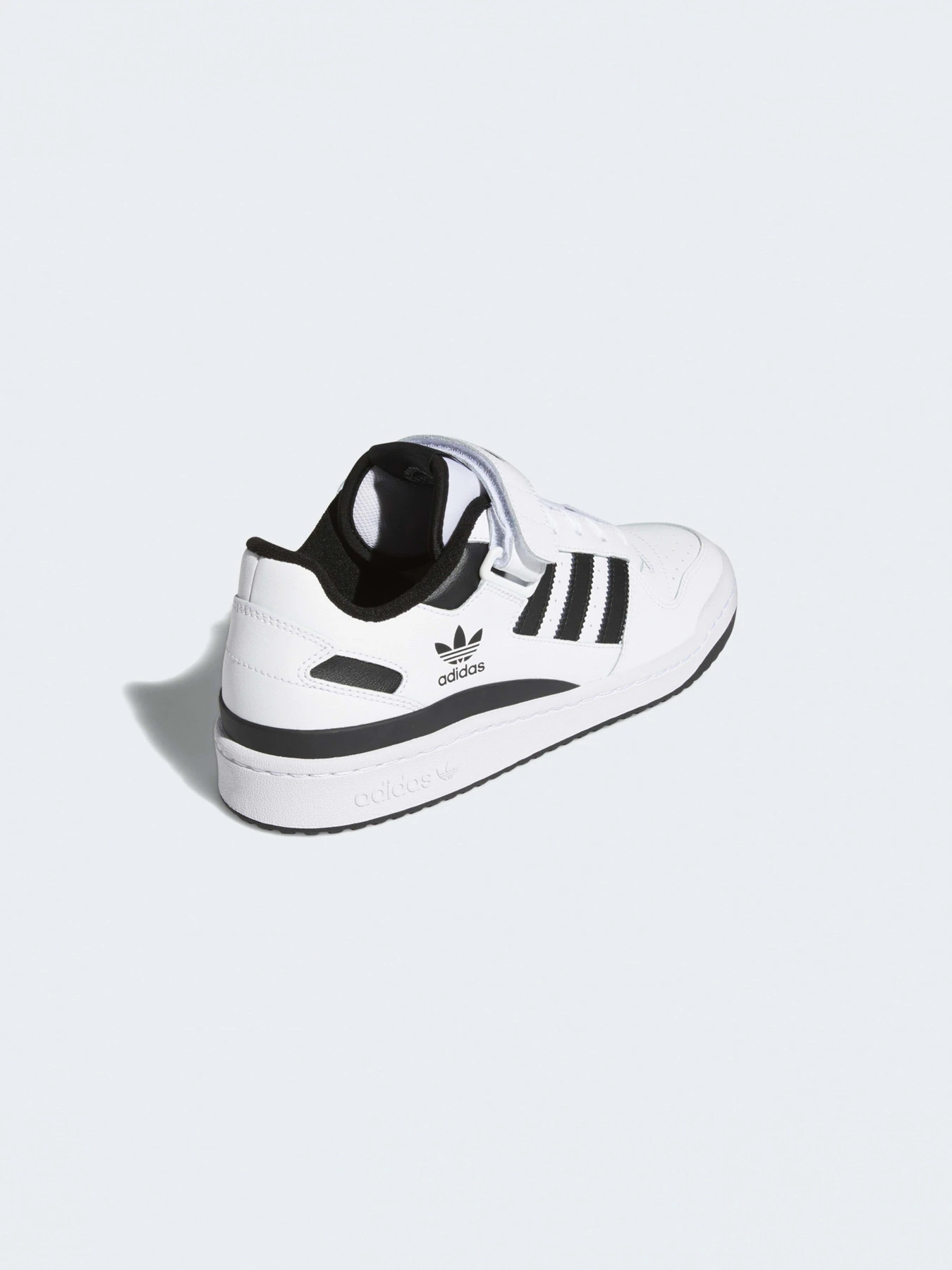 Кроссовки Adidas модель FY7757 Кроссовки Adidas модель FY7757 Фото