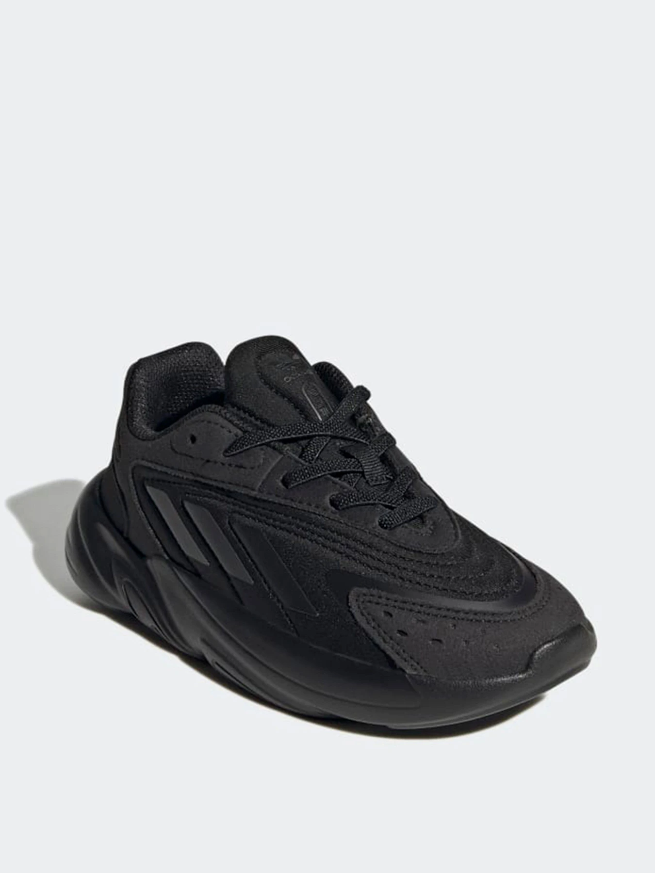 Кроссовки Adidas модель H04742 Кроссовки Adidas модель H04742 Фото