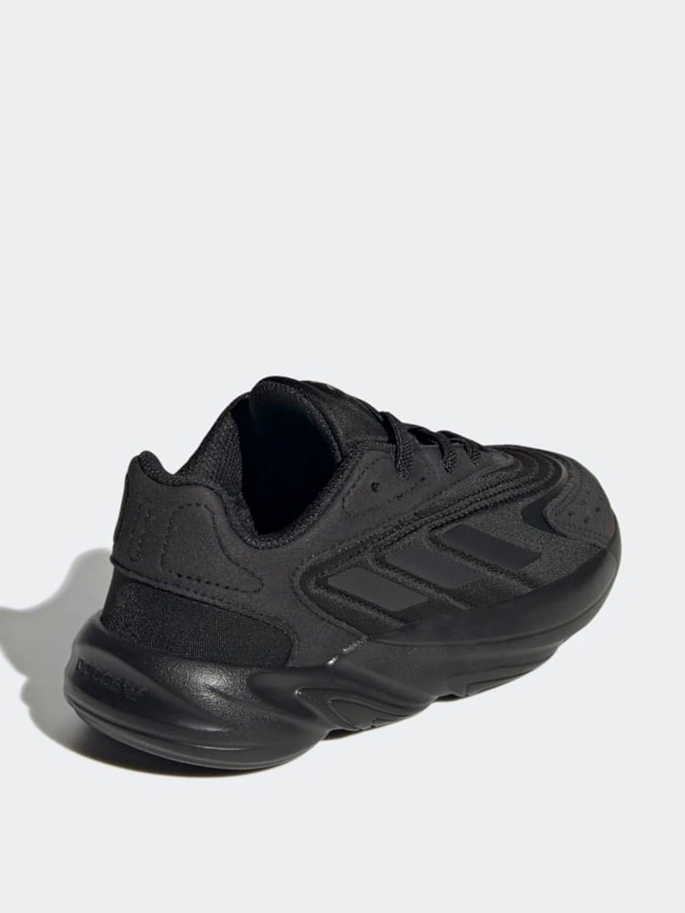 Кроссовки Adidas модель H04742 Кроссовки Adidas модель H04742 Фото