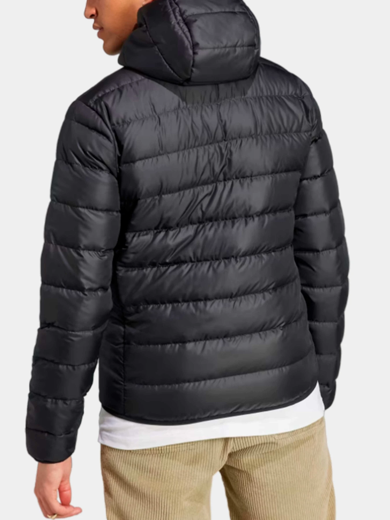 Куртки и дубленки Adidas модель HZ5723 Куртки и дубленки Adidas модель HZ5723 Фото