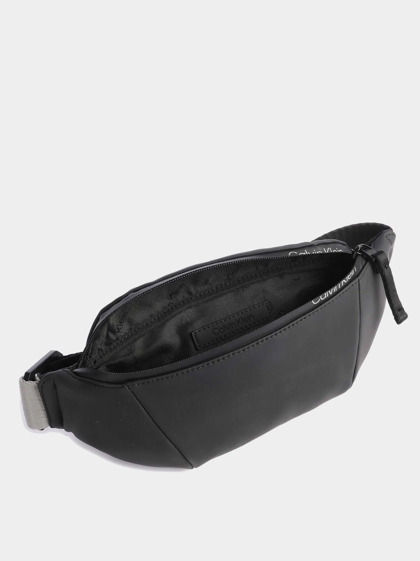 Сумки Calvin Klein модель K50K510799-BAX Сумки Calvin Klein модель K50K510799-BAX Фото