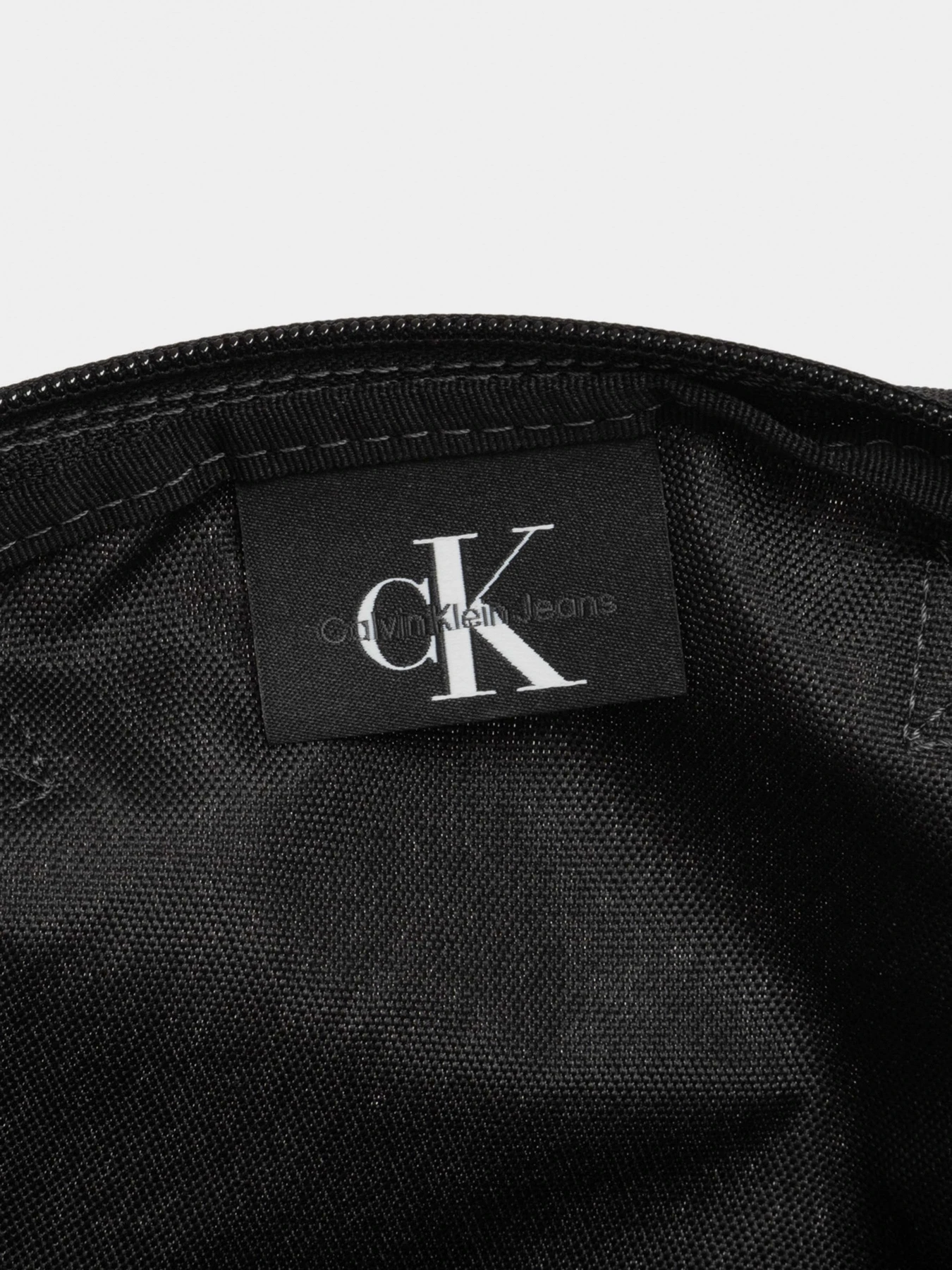 Сумки Calvin Klein модель K50K510771-BDS Сумки Calvin Klein модель K50K510771-BDS Фото