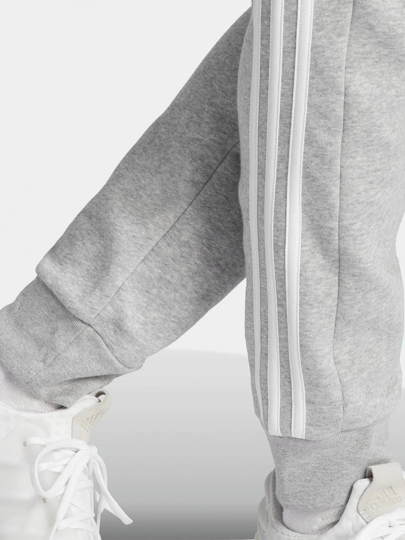 Брюки Adidas модель IJ6494 Брюки Adidas модель IJ6494 Фото