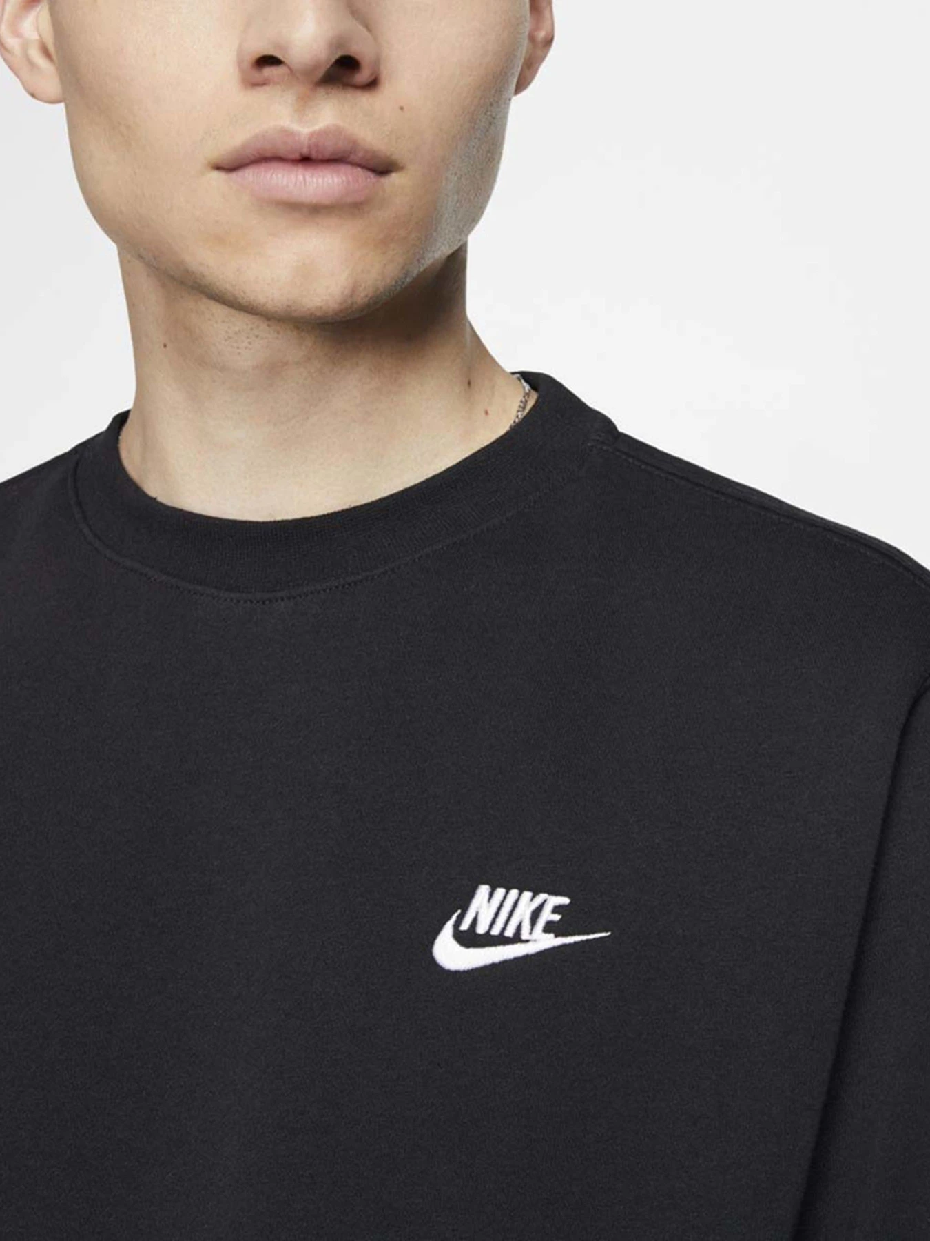 Худи и свитшоты NIKE модель BV2662-010 Худи и свитшоты NIKE модель BV2662-010 Фото