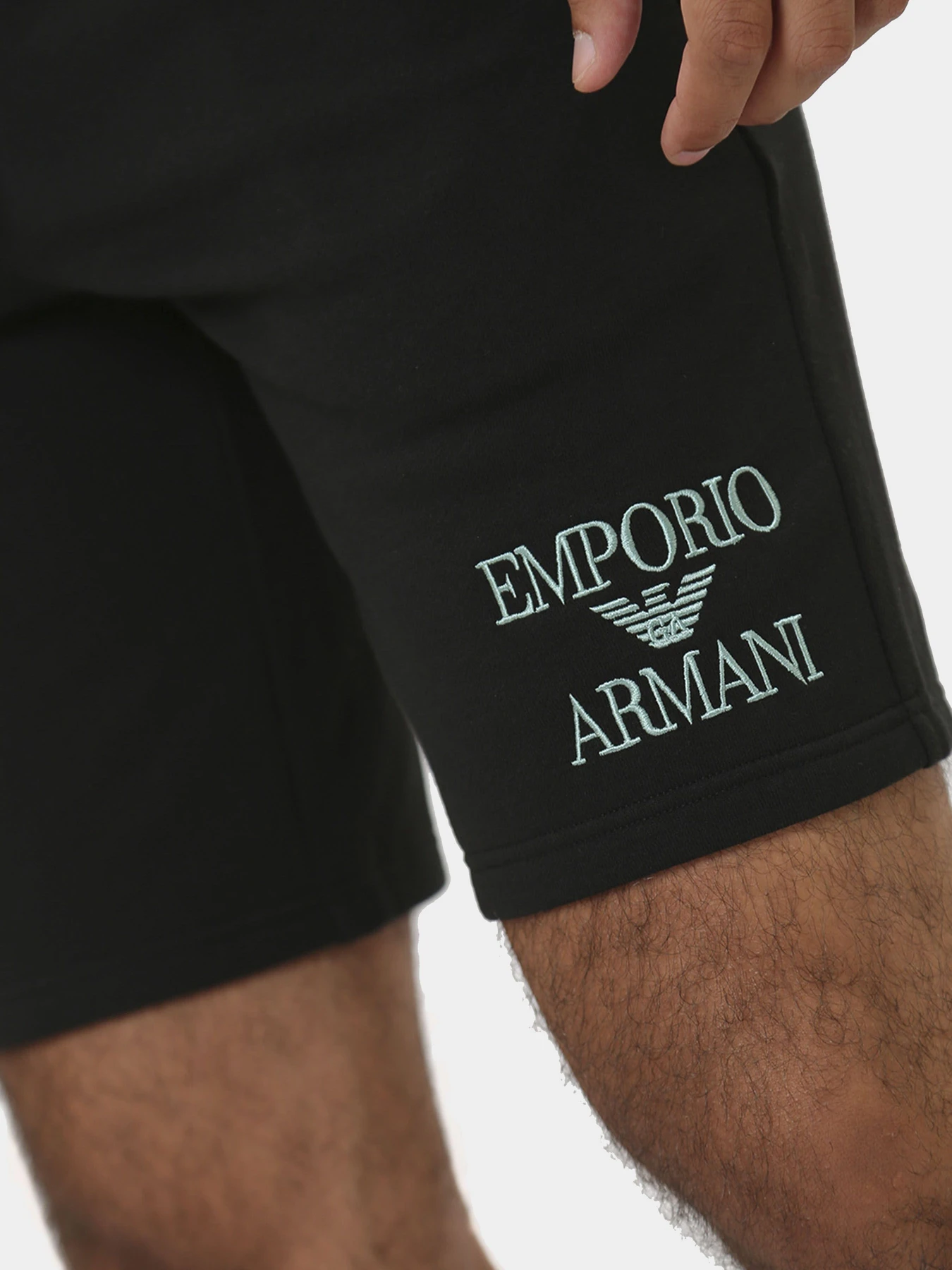 Шорты Emporio Armani модель 111004-3F571-00020 Шорты Emporio Armani модель 111004-3F571-00020 Фото