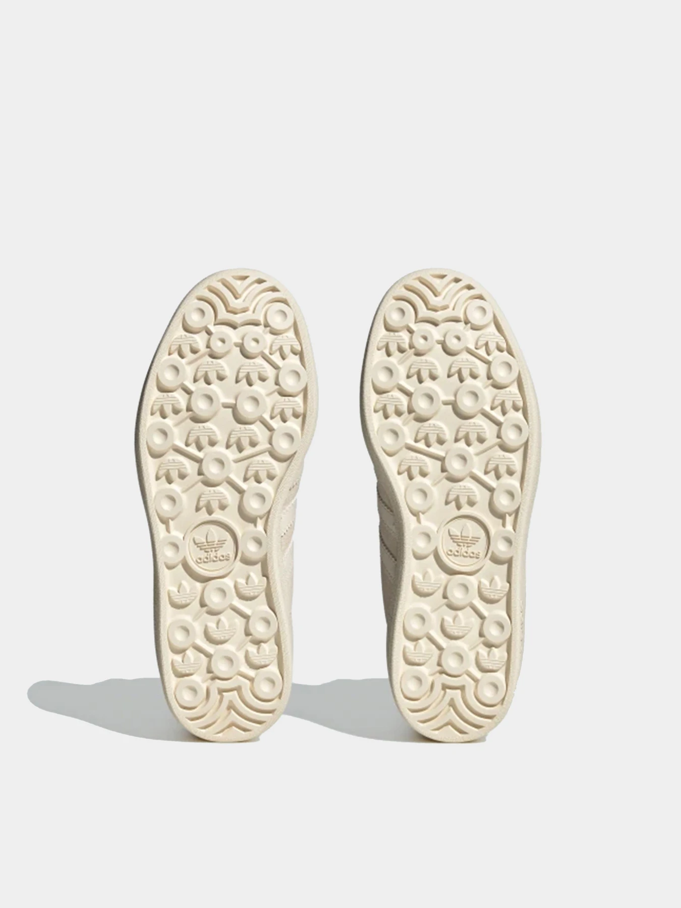 Ботинки и сапоги Adidas модель ID6984 Ботинки и сапоги Adidas модель ID6984 Фото
