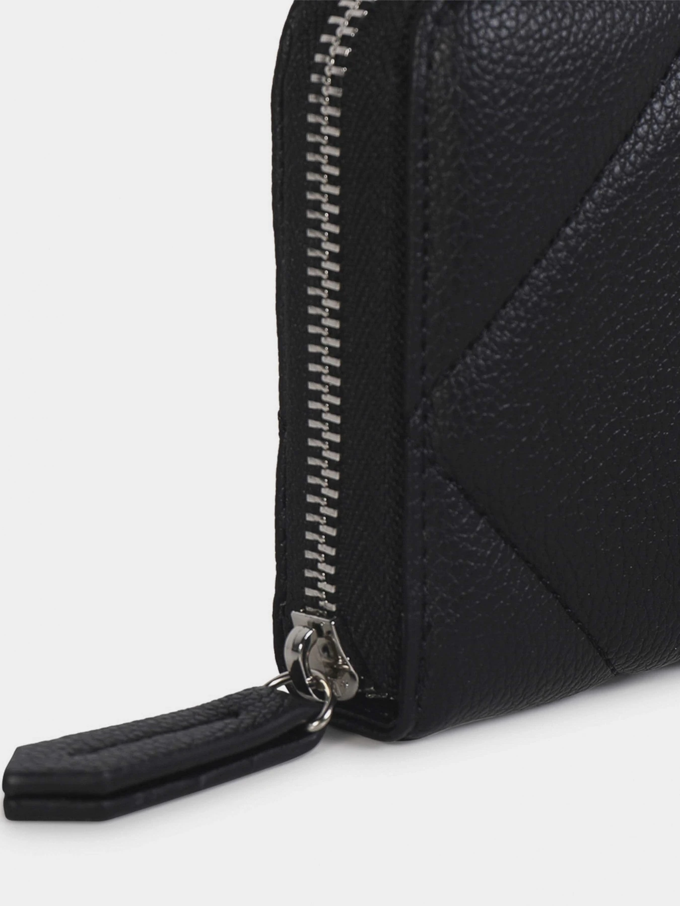 Кошельки Valentino Bags модель VPS7AR155 001 Кошельки Valentino Bags модель VPS7AR155 001 Фото