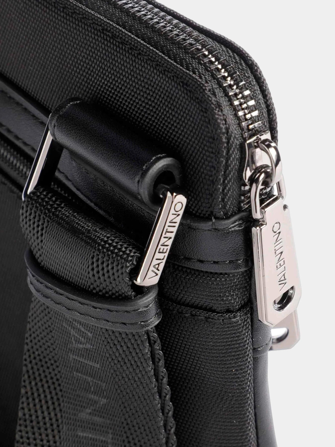 Сумки Valentino Bags модель VBS7C306 001 Сумки Valentino Bags модель VBS7C306 001 Фото