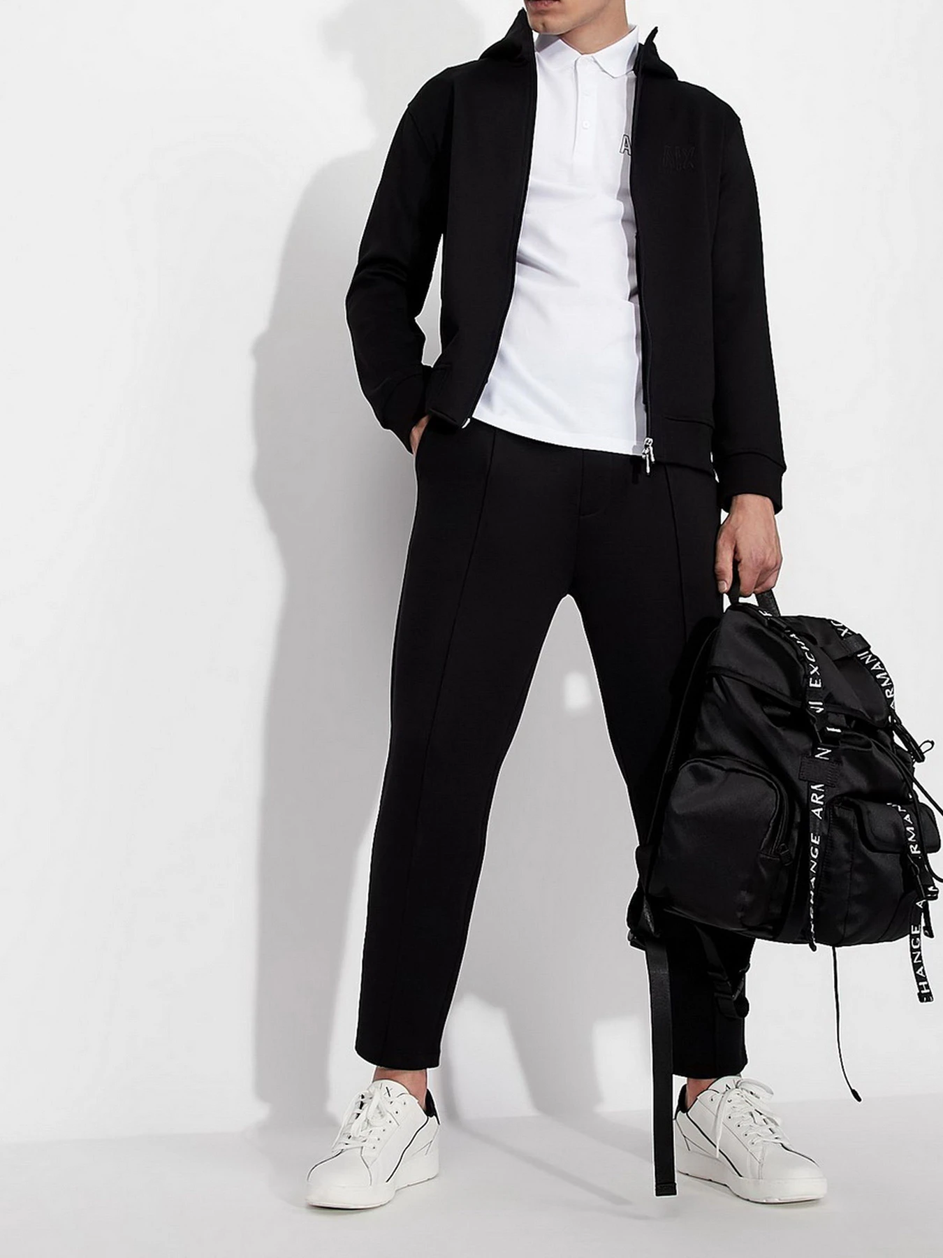 Брюки Armani Exchange модель 6KZPGT-ZJY1Z-1200 Брюки Armani Exchange модель 6KZPGT-ZJY1Z-1200 Фото