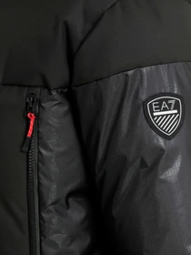 Куртки и дубленки EA7 модель 6RPB10-PNEEZ-1200 Фото