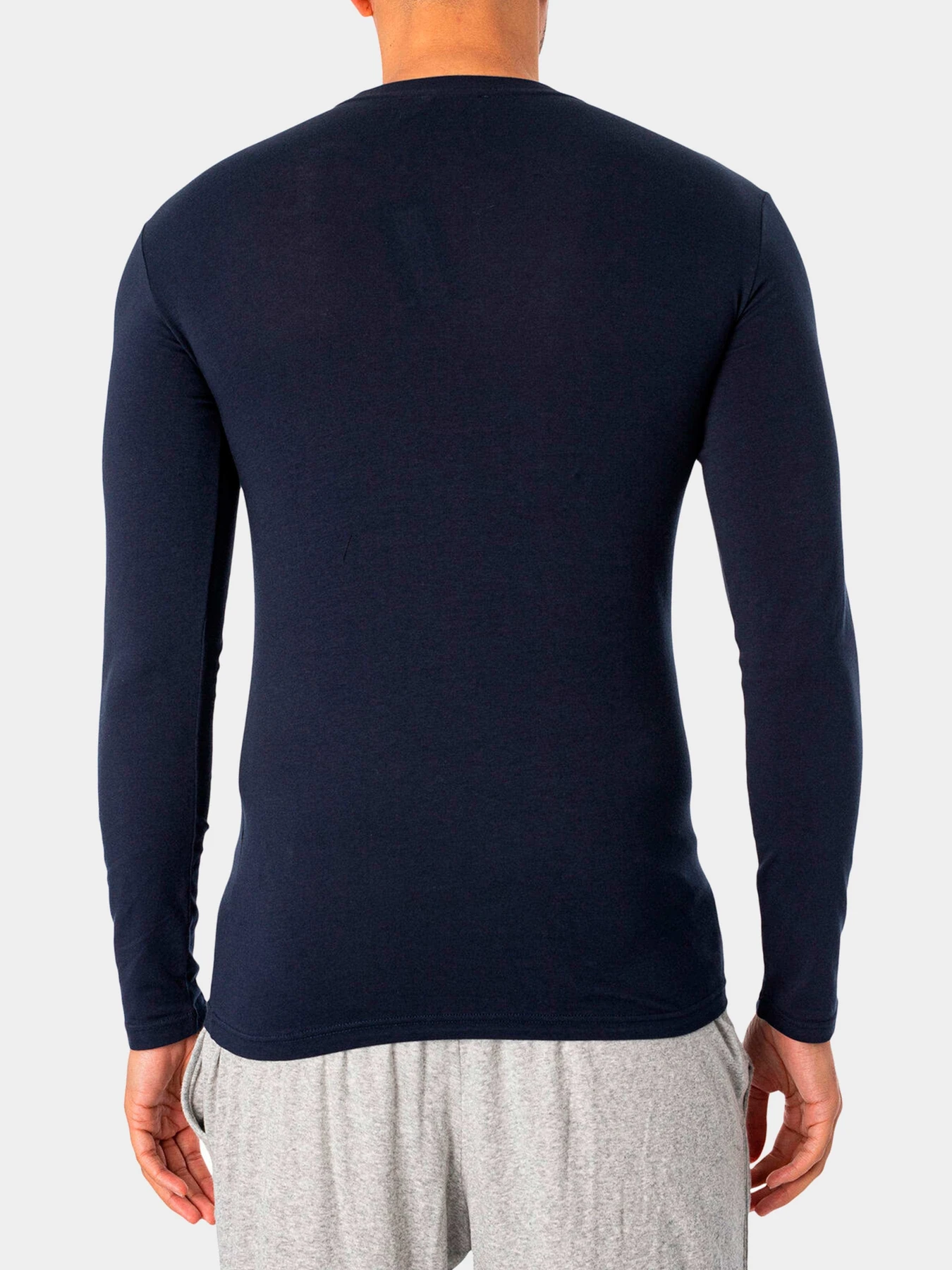 Худи и свитшоты Emporio Armani модель 111023-3F517-00135 Худи и свитшоты Emporio Armani модель 111023-3F517-00135 Фото