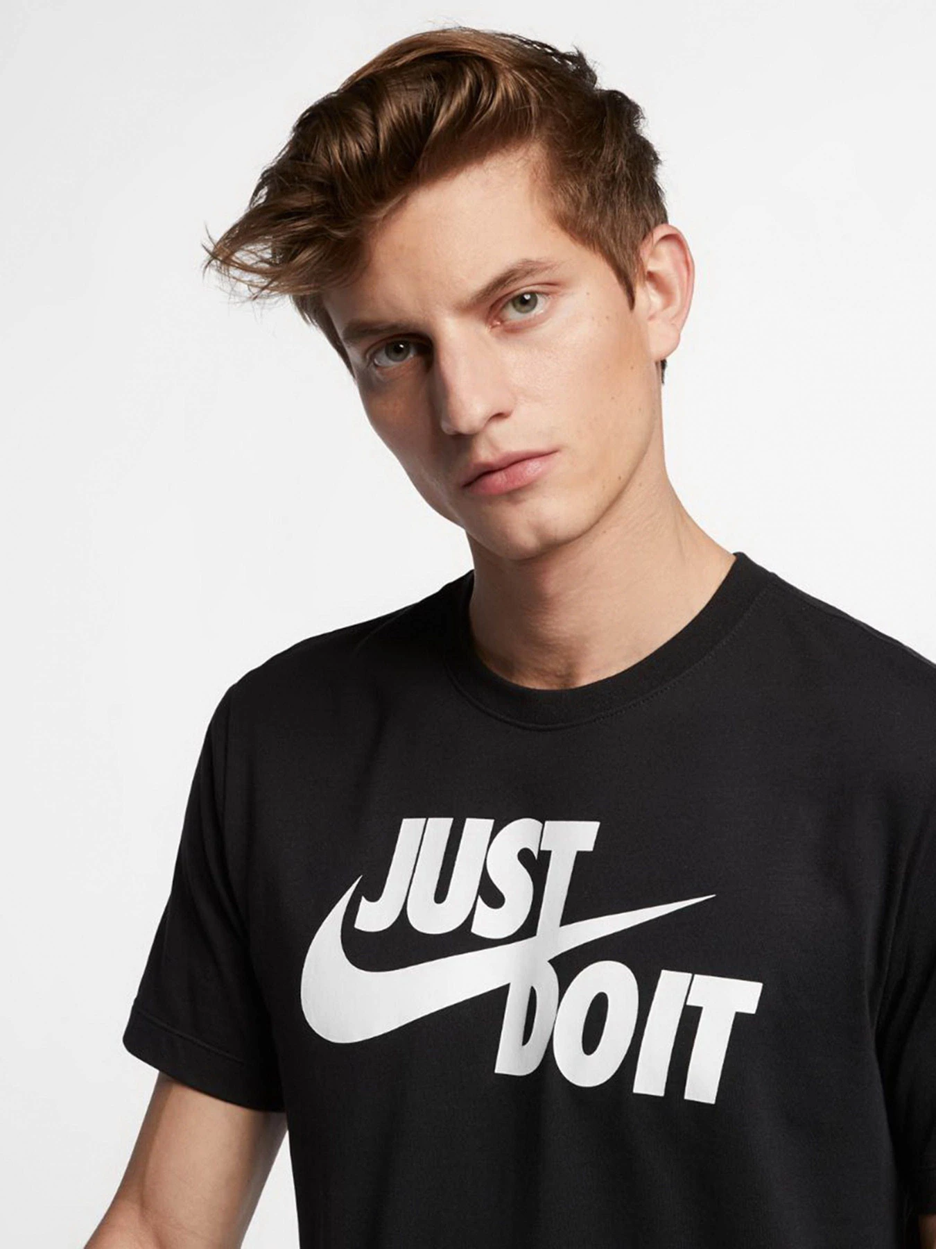 Футболки и поло NIKE модель AR5006-011 Футболки и поло NIKE модель AR5006-011 Фото