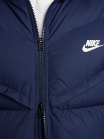 Куртки и дубленки NIKE модель FB8189-410 Фото
