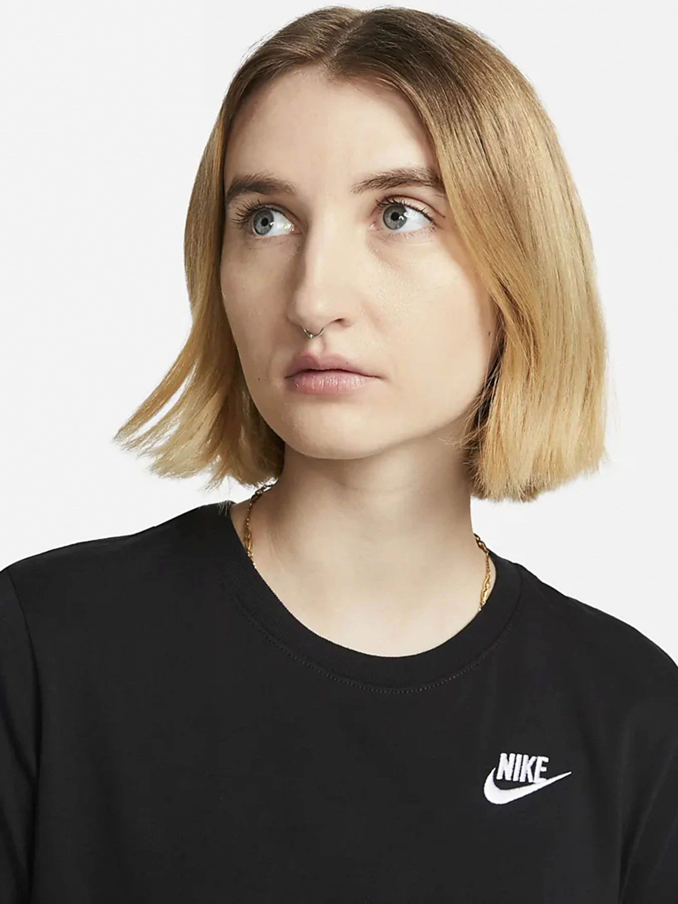 Футболки и поло NIKE модель DX7902-010 Футболки и поло NIKE модель DX7902-010 Фото